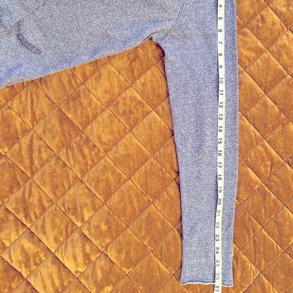 Volcom juniors size large raw edge sweatshirt - Picture 2 of 7